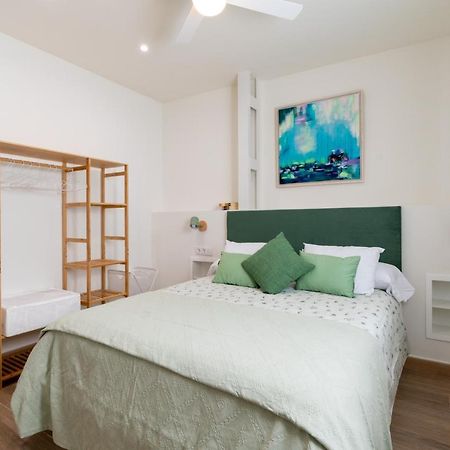 Apartamentos Cervantes 17 Sevilla Kültér fotó
