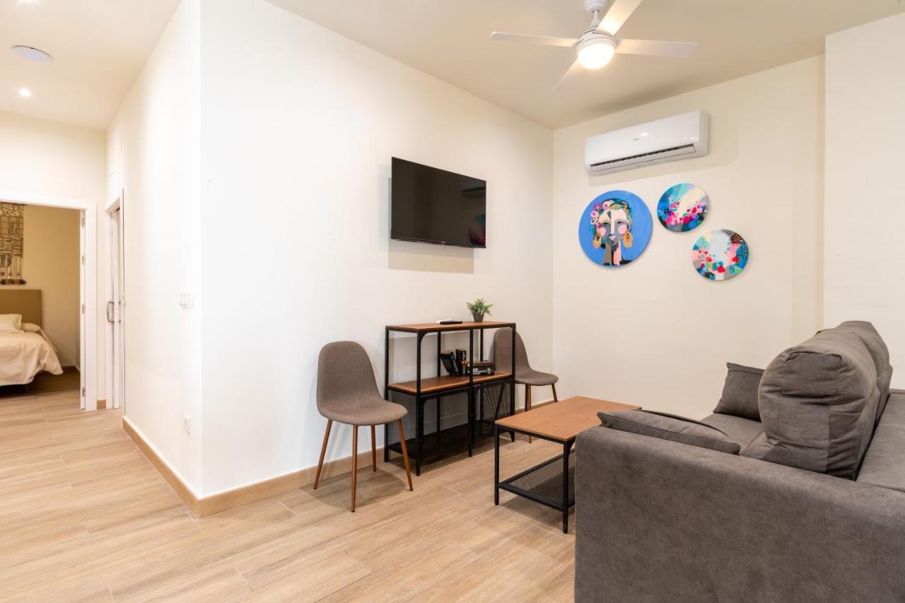 Apartamentos Cervantes 17 Sevilla Kültér fotó