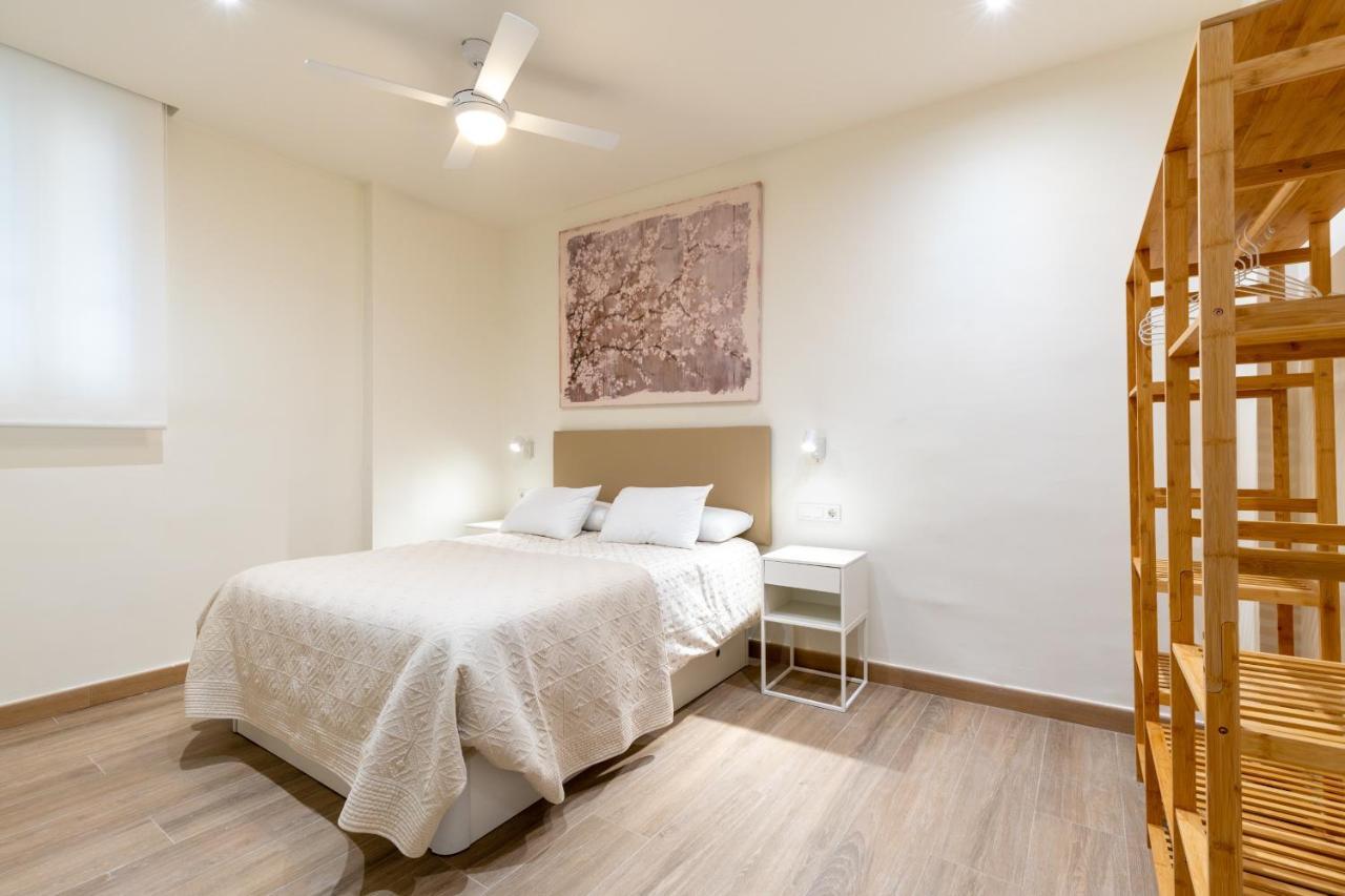 Apartamentos Cervantes 17 Sevilla Kültér fotó