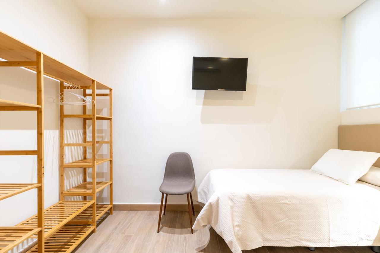 Apartamentos Cervantes 17 Sevilla Kültér fotó
