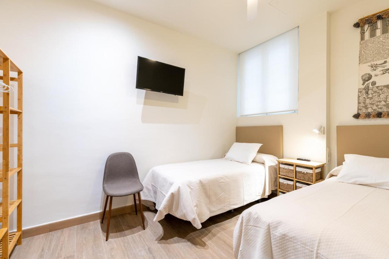Apartamentos Cervantes 17 Sevilla Kültér fotó