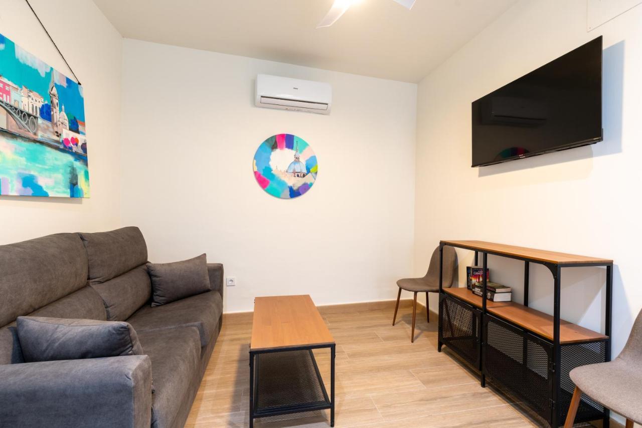 Apartamentos Cervantes 17 Sevilla Kültér fotó