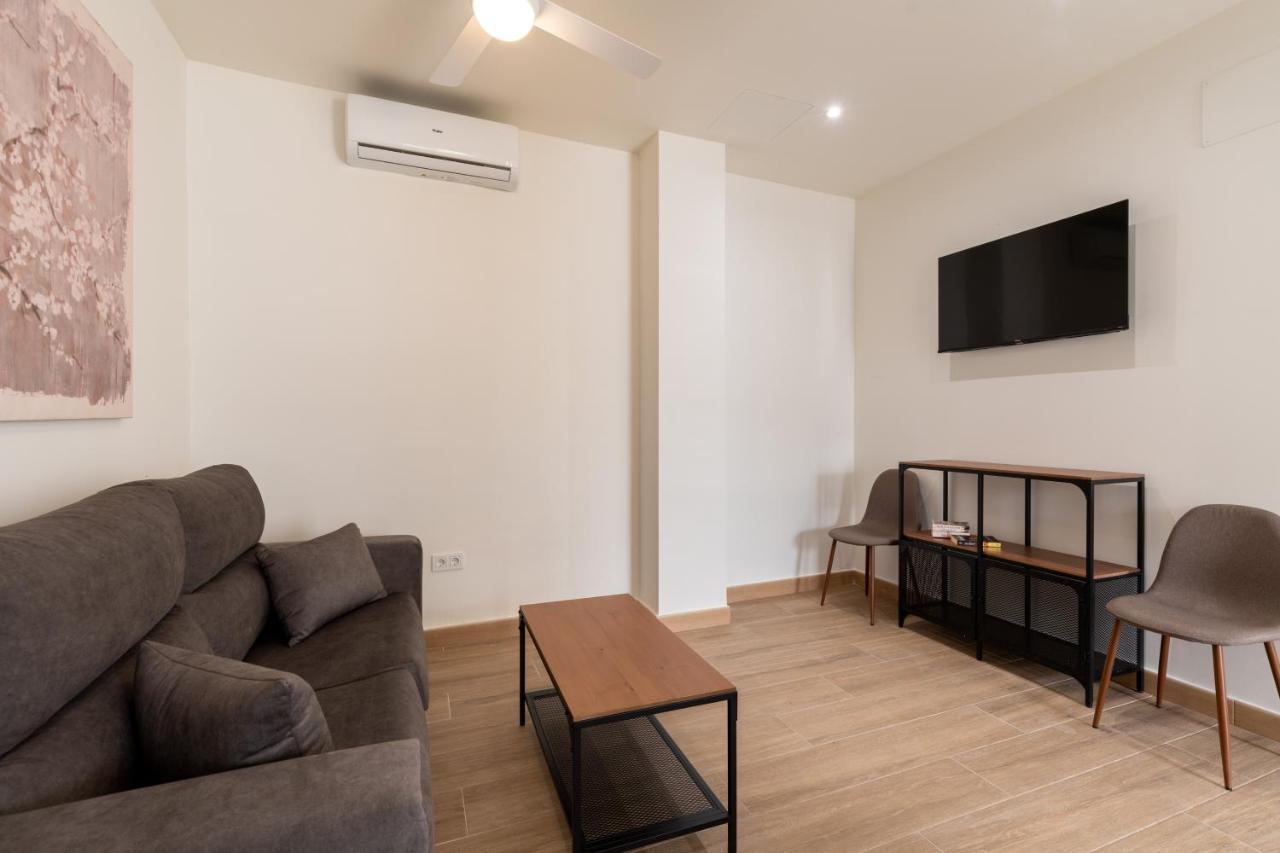 Apartamentos Cervantes 17 Sevilla Kültér fotó