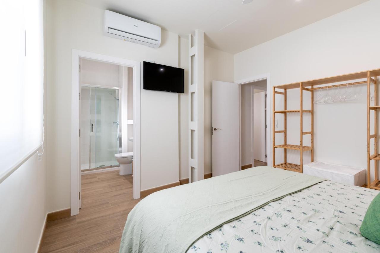 Apartamentos Cervantes 17 Sevilla Kültér fotó