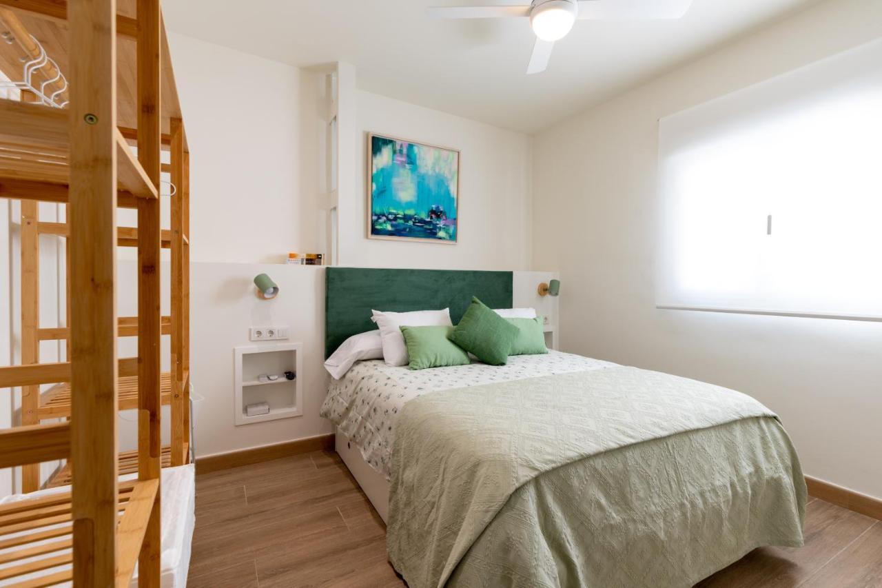 Apartamentos Cervantes 17 Sevilla Kültér fotó