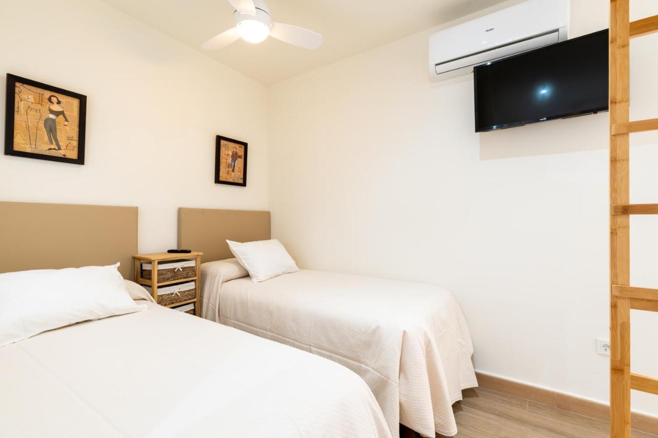 Apartamentos Cervantes 17 Sevilla Kültér fotó