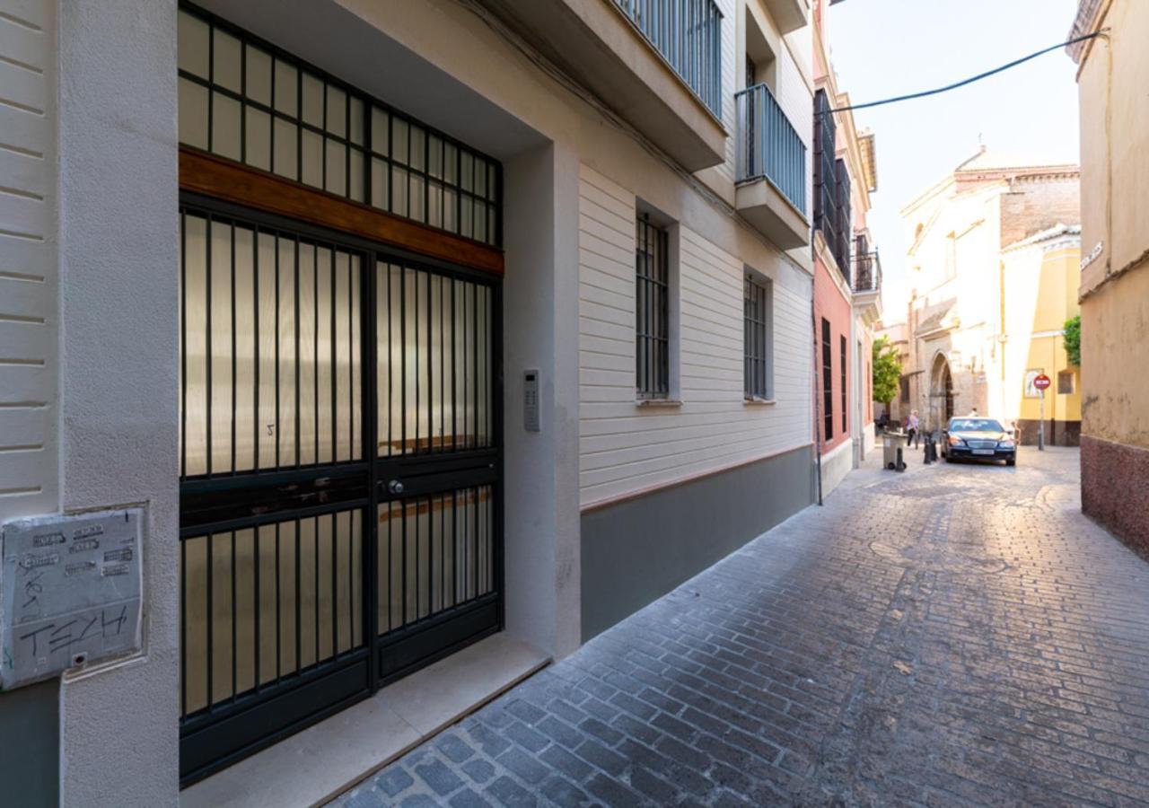Apartamentos Cervantes 17 Sevilla Kültér fotó